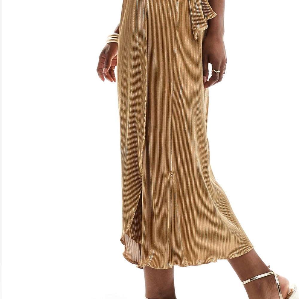 Elegant Gold Plisse Wrap Skirt